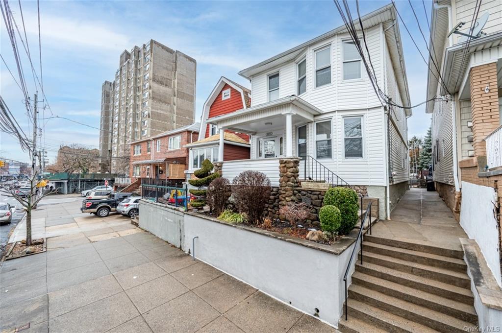 Property for Sale at 3071 Middletown Road, Bronx, New York - Bedrooms: 5 
Bathrooms: 2  - $949,000