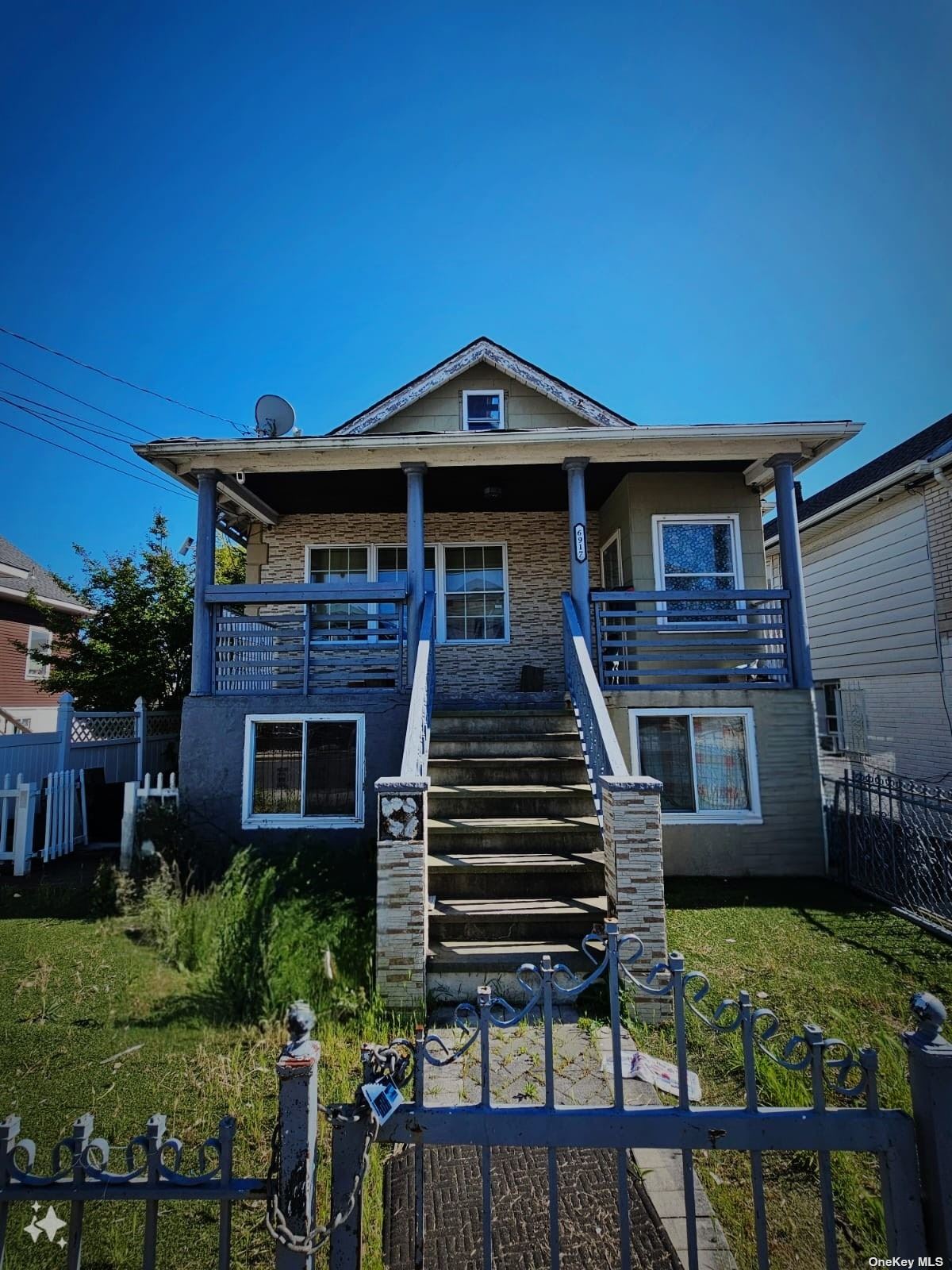 6917 Hessler Avenue, Arverne, Queens, NY - 8 Bedrooms  
2 Bathrooms  
13 Rooms - 