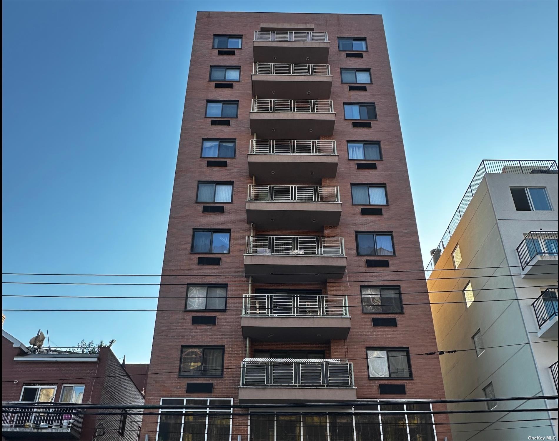 3138 137th Street 3B, Flushing, Queens, NY - 2 Bedrooms  
2 Bathrooms  
5 Rooms - 