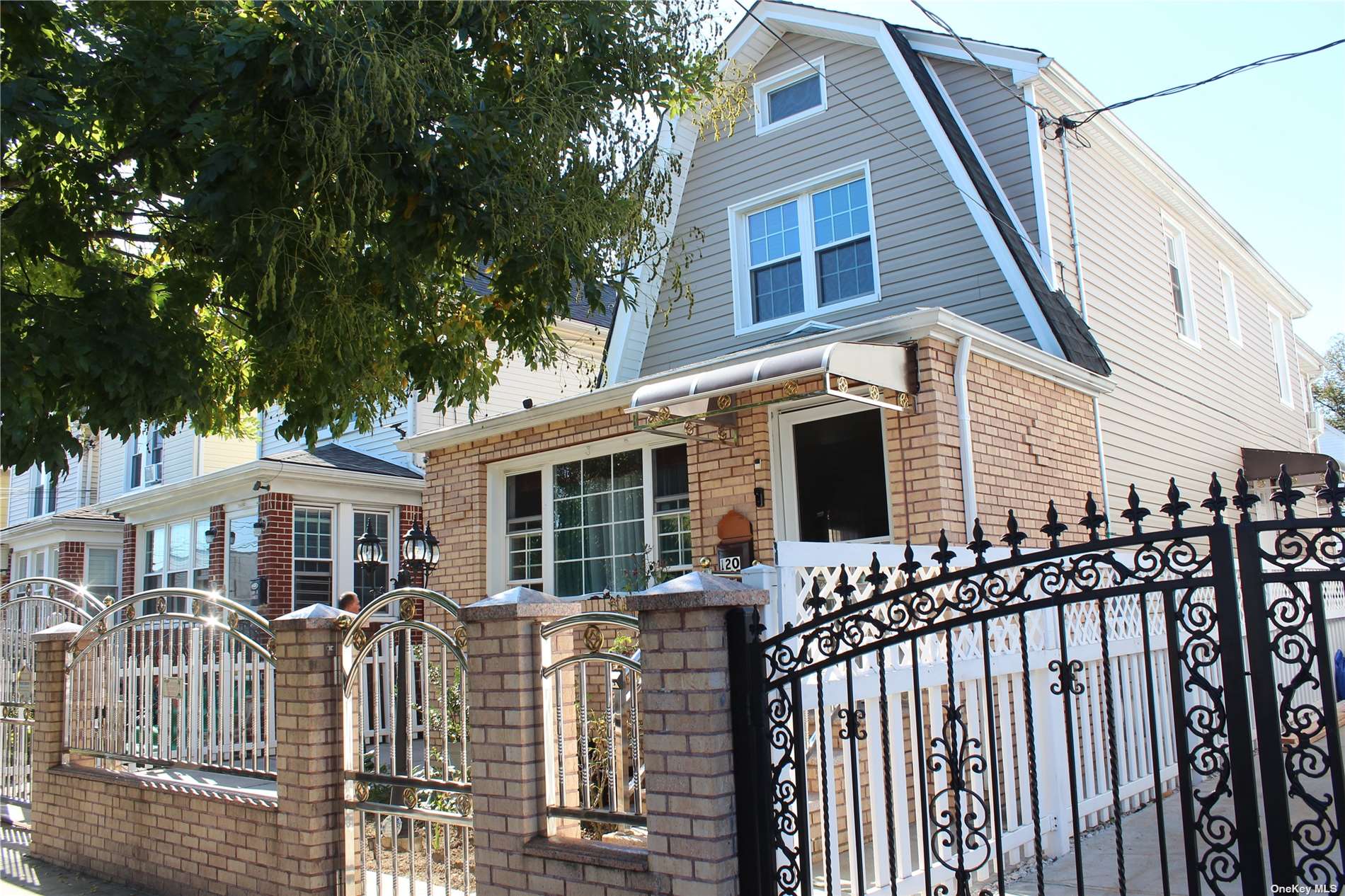 12010 135th Street, South Ozone Park, Queens, NY - 4 Bedrooms  
4 Bathrooms  
8 Rooms - 