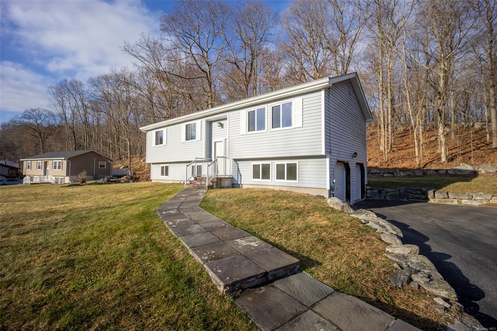 2 Candlewood Court, Stormville, New York image 3