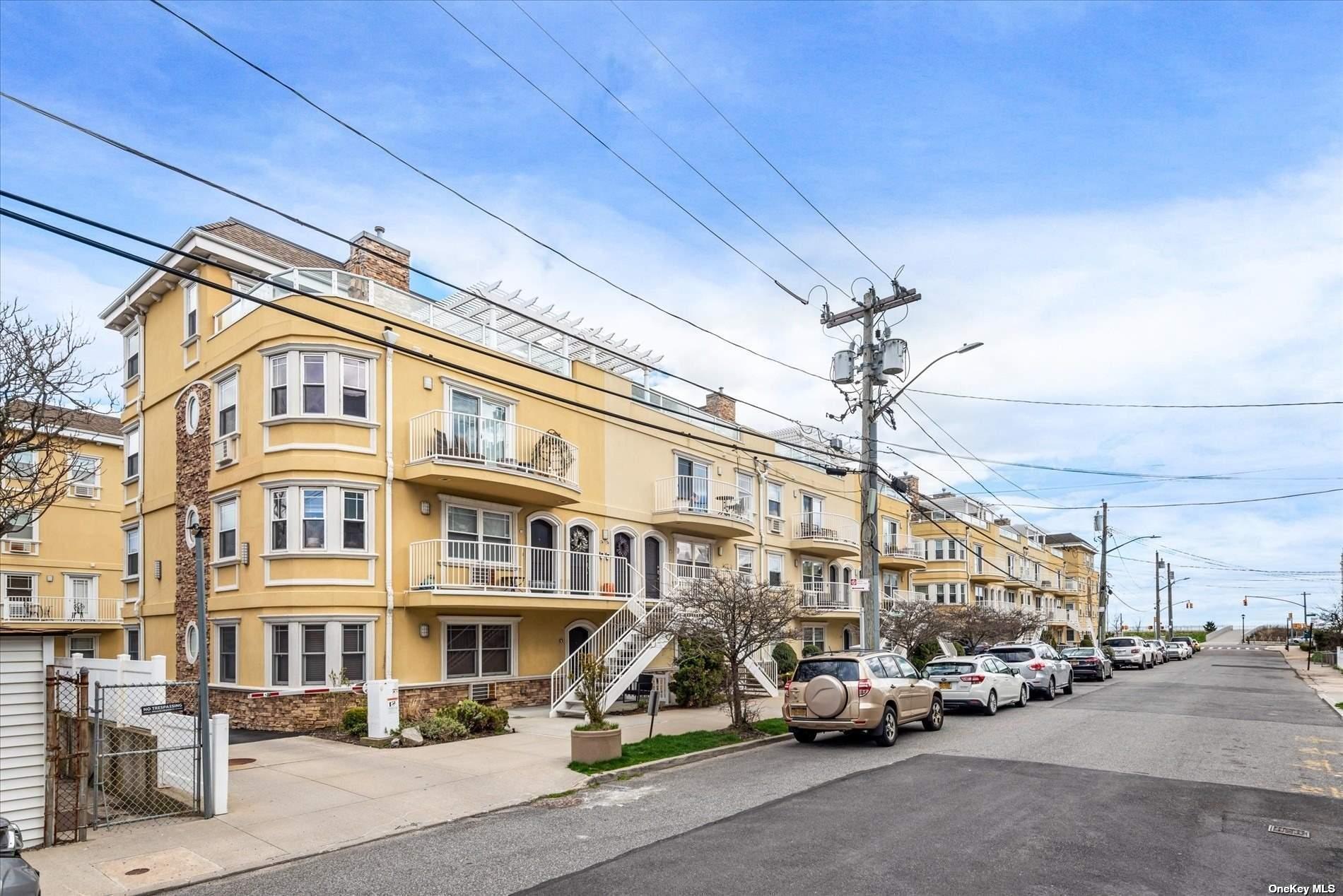 View Rockaway Park, NY 11694 condo