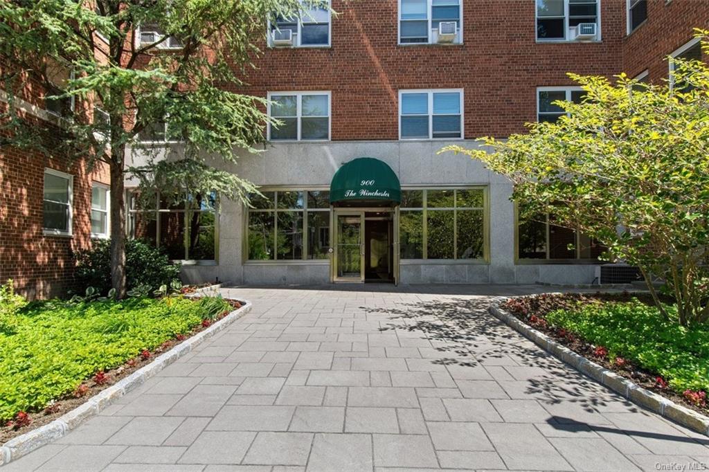 900 Palmer Road #1G, Bronxville, New York image 2