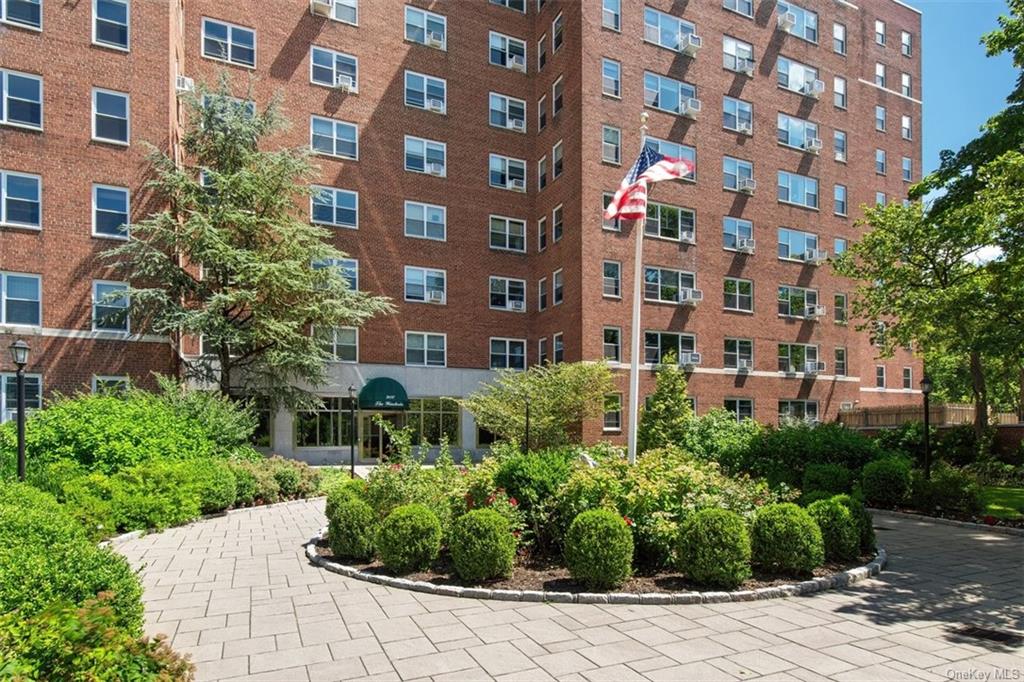 900 Palmer Road #1G, Bronxville, New York image 1