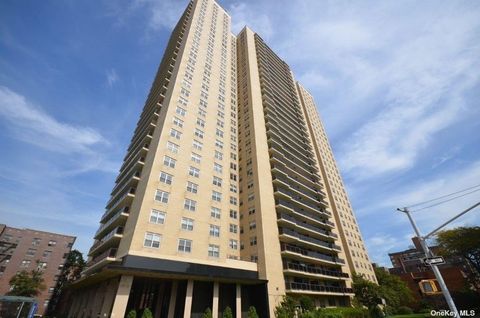 110-11 Queens Blvd. Unit 2H, Forest Hills, NY 11375 - MLS#: L3572877
