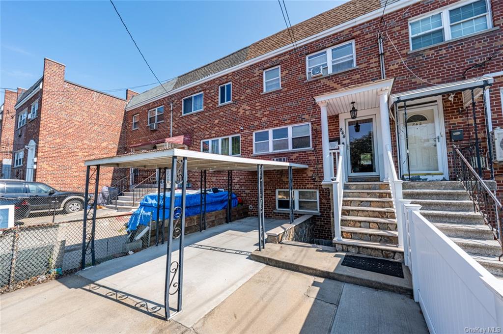 Property for Sale at 844 Throgs Neck Expwy Expy, Bronx, New York - Bedrooms: 4 
Bathrooms: 3 
Rooms: 8  - $769,000