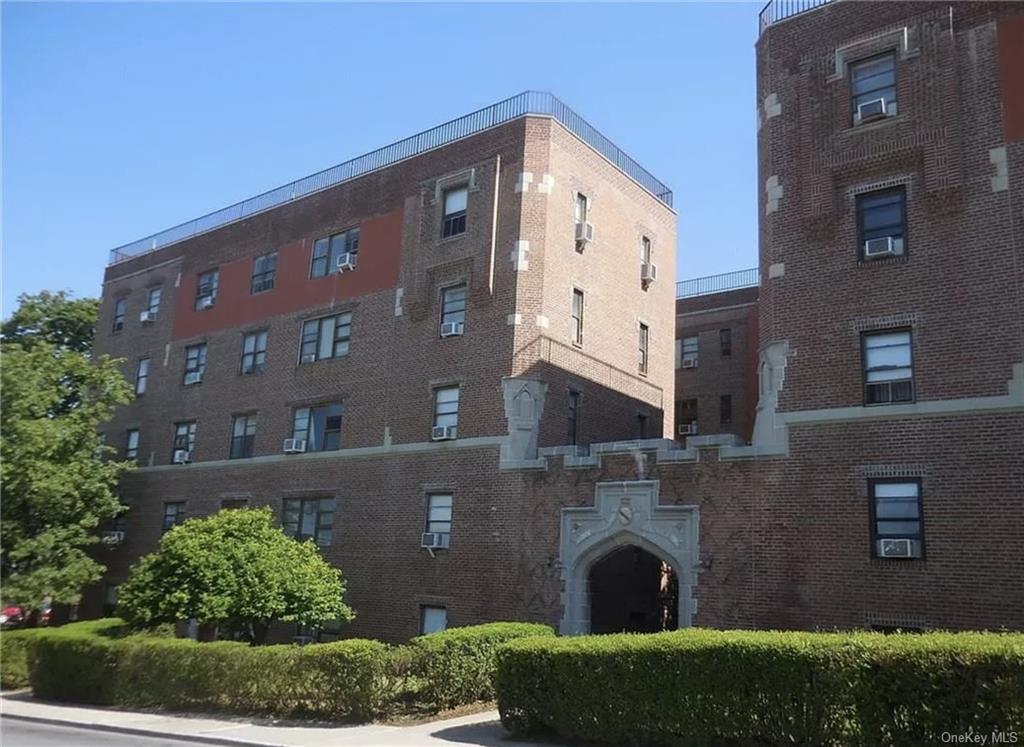 35 Summit Avenue #4I, Port Chester, New York image 2