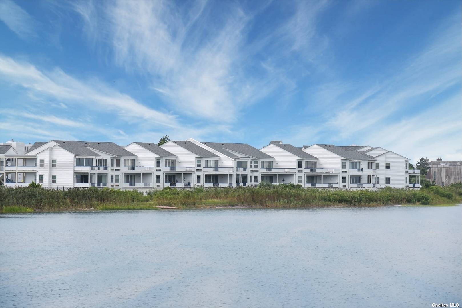 Rental Property at 260 Dune Rd, Westhampton Beach, Hamptons, NY - Bedrooms: 2 
Bathrooms: 2  - $34,000 MO.