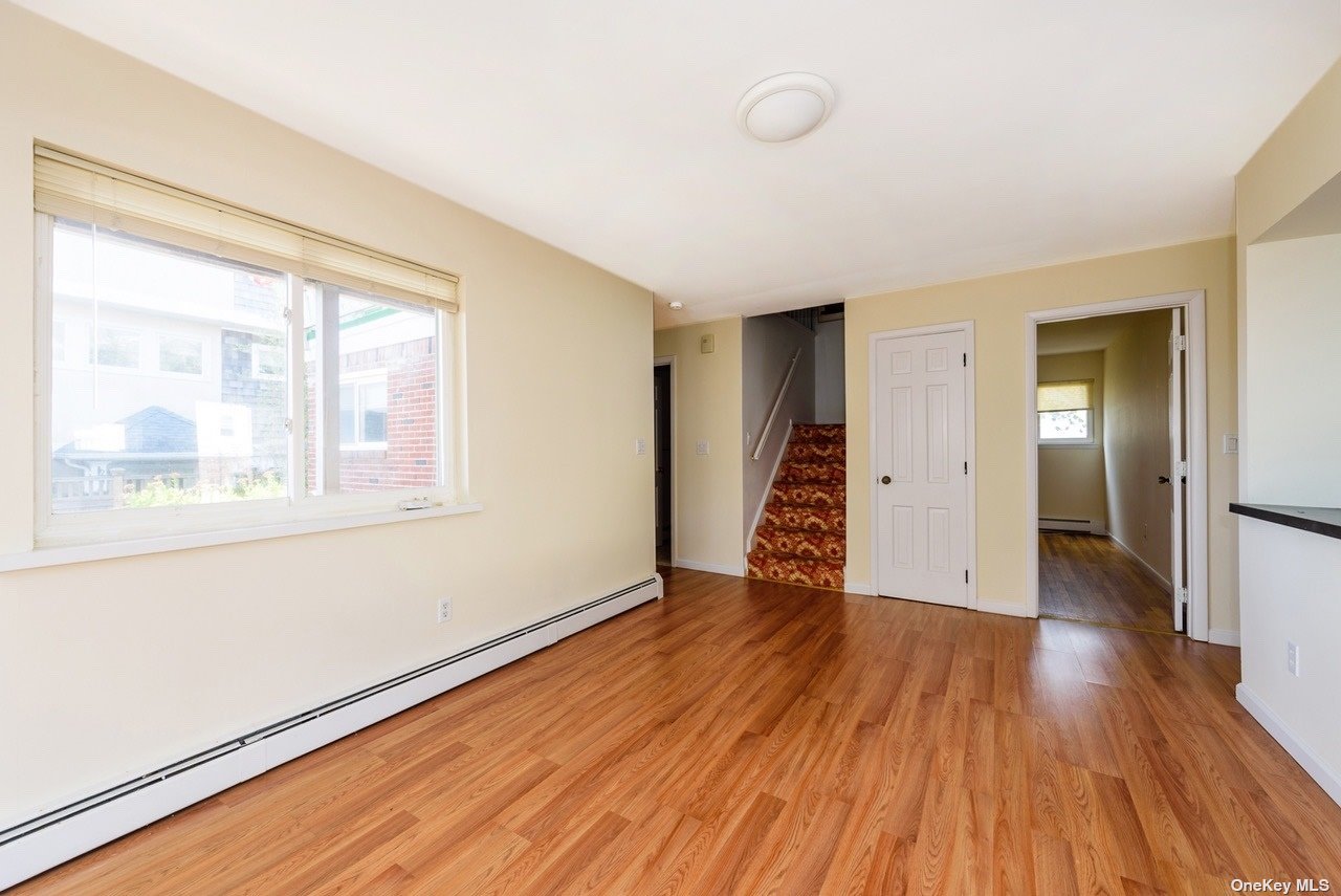 25 Rochester Avenue, East Atlantic Beach, New York image 4
