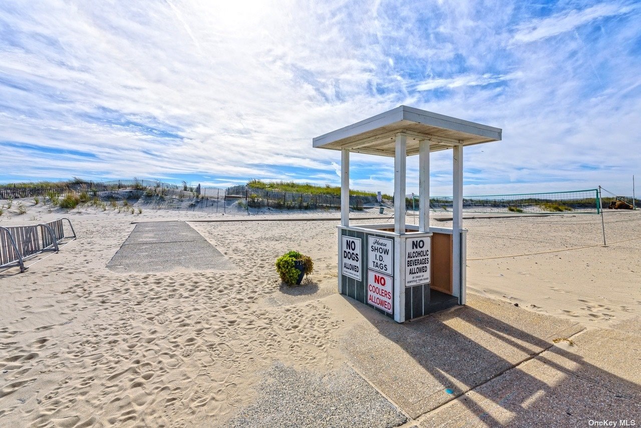 25 Rochester Avenue, East Atlantic Beach, New York image 27