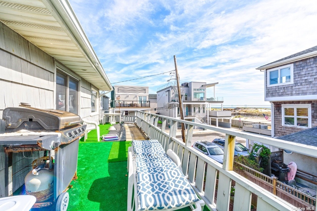 25 Rochester Avenue, East Atlantic Beach, New York image 24