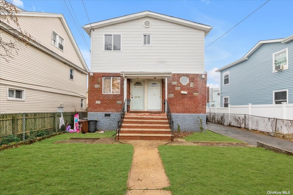 Property for Sale at 14640 Farmers Boulevard, Jamaica, Queens, NY - Bedrooms: 6 
Bathrooms: 2 
Rooms: 10  - $988,000