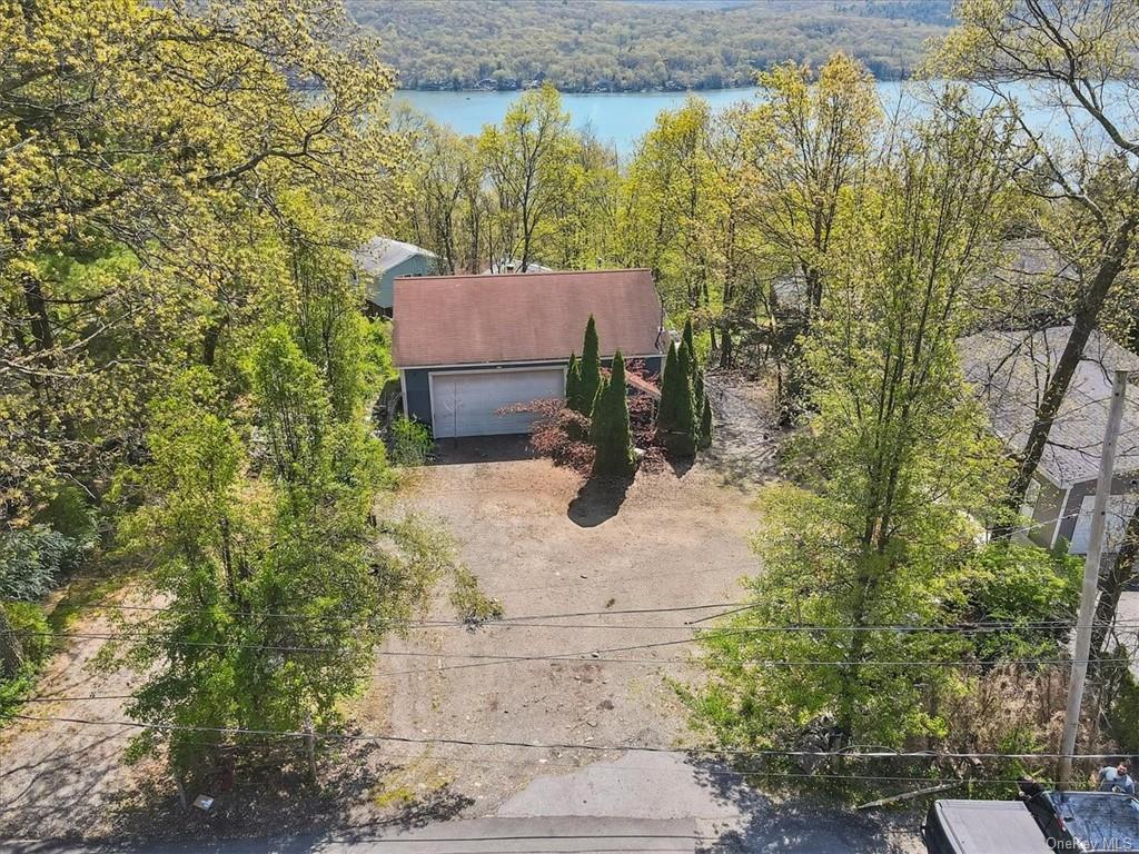 186 Brook Trail, Greenwood Lake, New York image 5