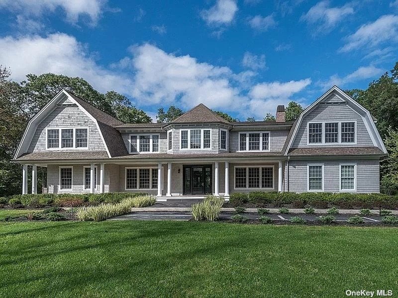 Property for Sale at 2 Short Path, Nissequogue, Hamptons, NY - Bedrooms: 7 
Bathrooms: 6  - $3,500,000