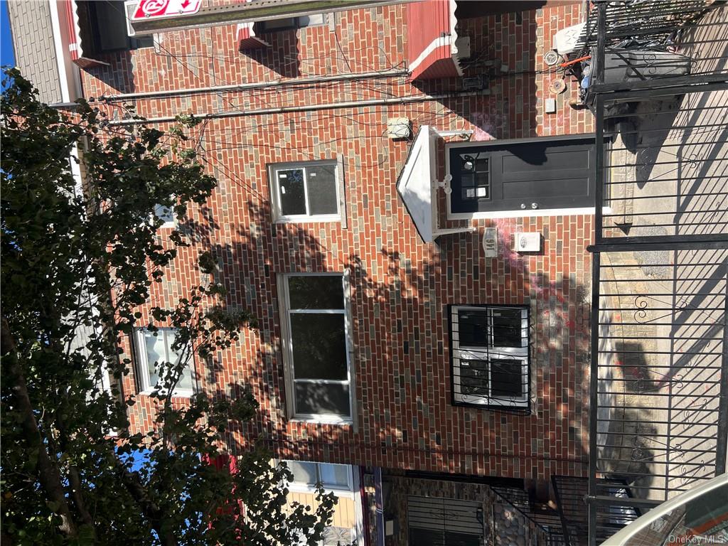 Property for Sale at 1466 Rosedale Avenue, Bronx, New York - Bedrooms: 4 
Bathrooms: 2  - $849,000