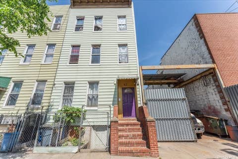 Multifamily For Sale - 45 Hinsdale Street<br/> Brooklyn, NY 11207