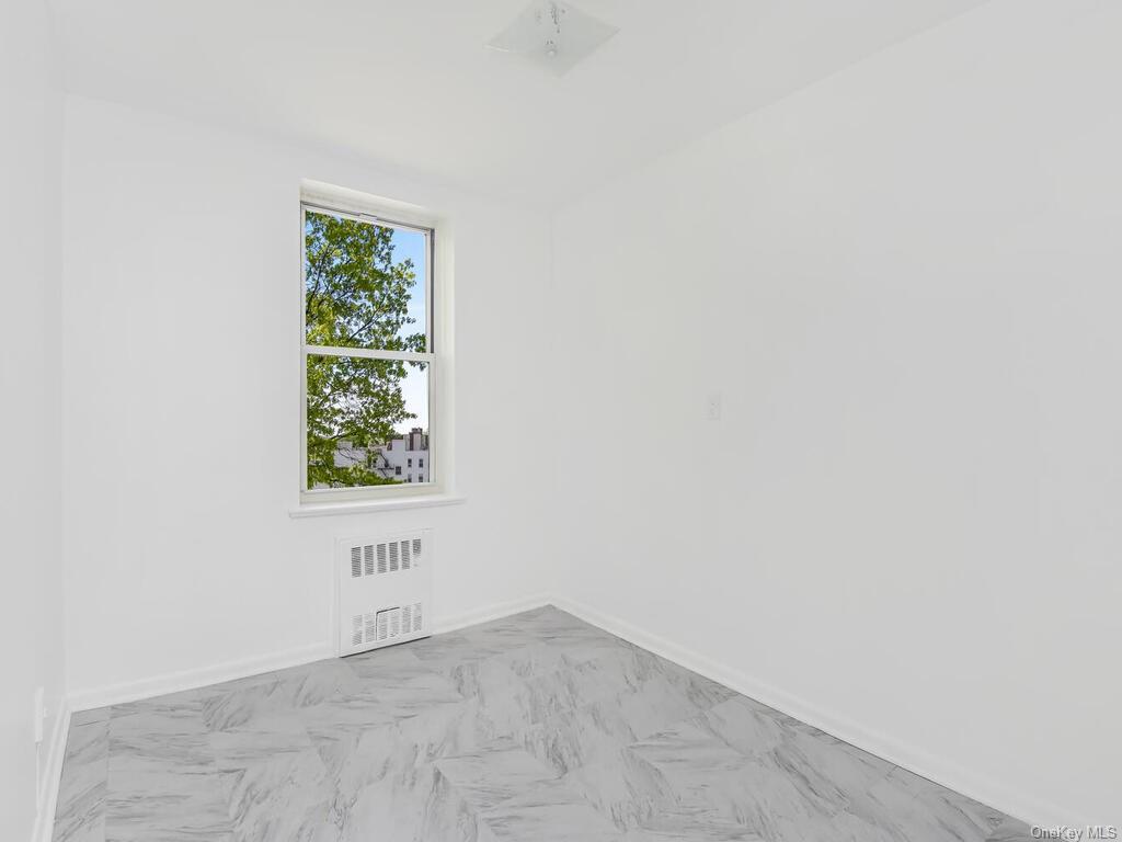 Photo 15 of 17 of 125 Bronx River Road 2D co-op property