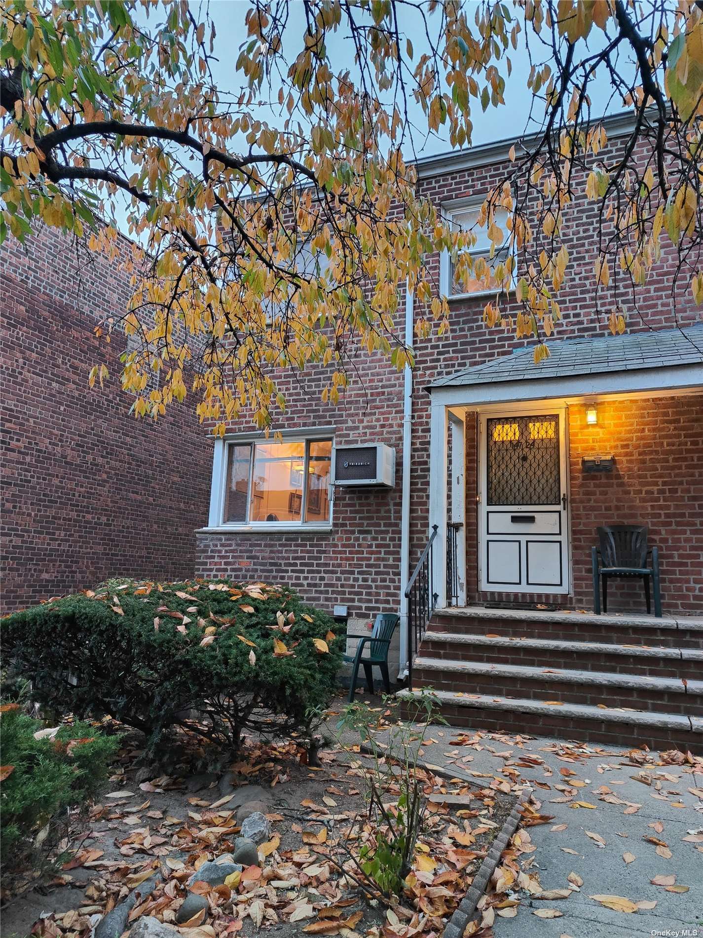 14724 76th Road, Kew Garden Hills, Queens, NY - 3 Bedrooms  
2 Bathrooms  
6 Rooms - 