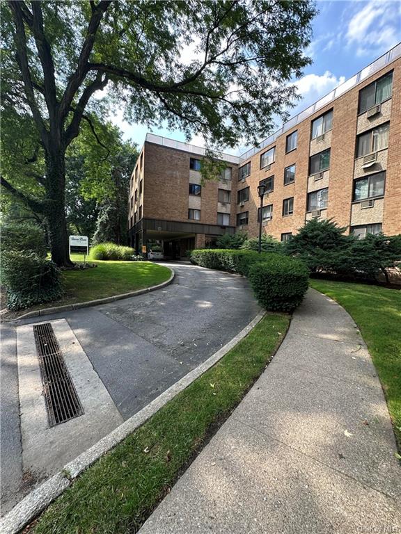 1101 Midland Avenue #303, Bronxville, New York image 3