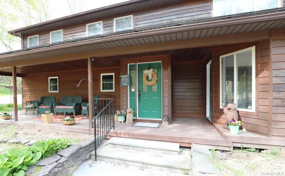 Rental Property at 2076 Sawkill Ruby Road, Kingston, New York - Bedrooms: 2 
Bathrooms: 2 
Rooms: 4  - $2,600 MO.