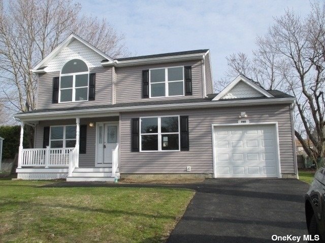 522 Scherger Avenue, East Patchogue, New York image 6