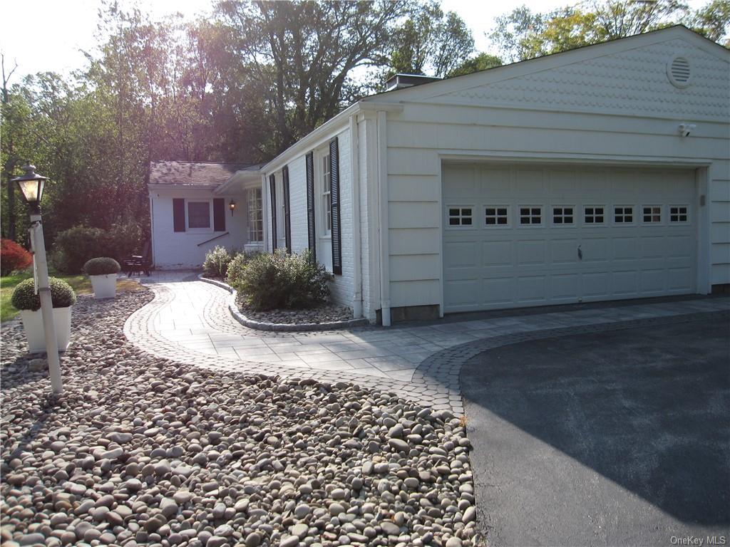 16 Jo Ann Road, Hopewell Junction, New York image 3