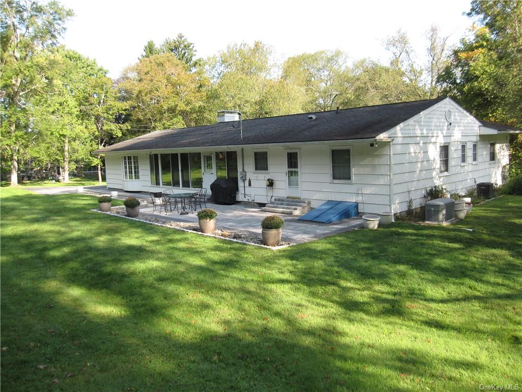 16 Jo Ann Road, Hopewell Junction, New York image 5