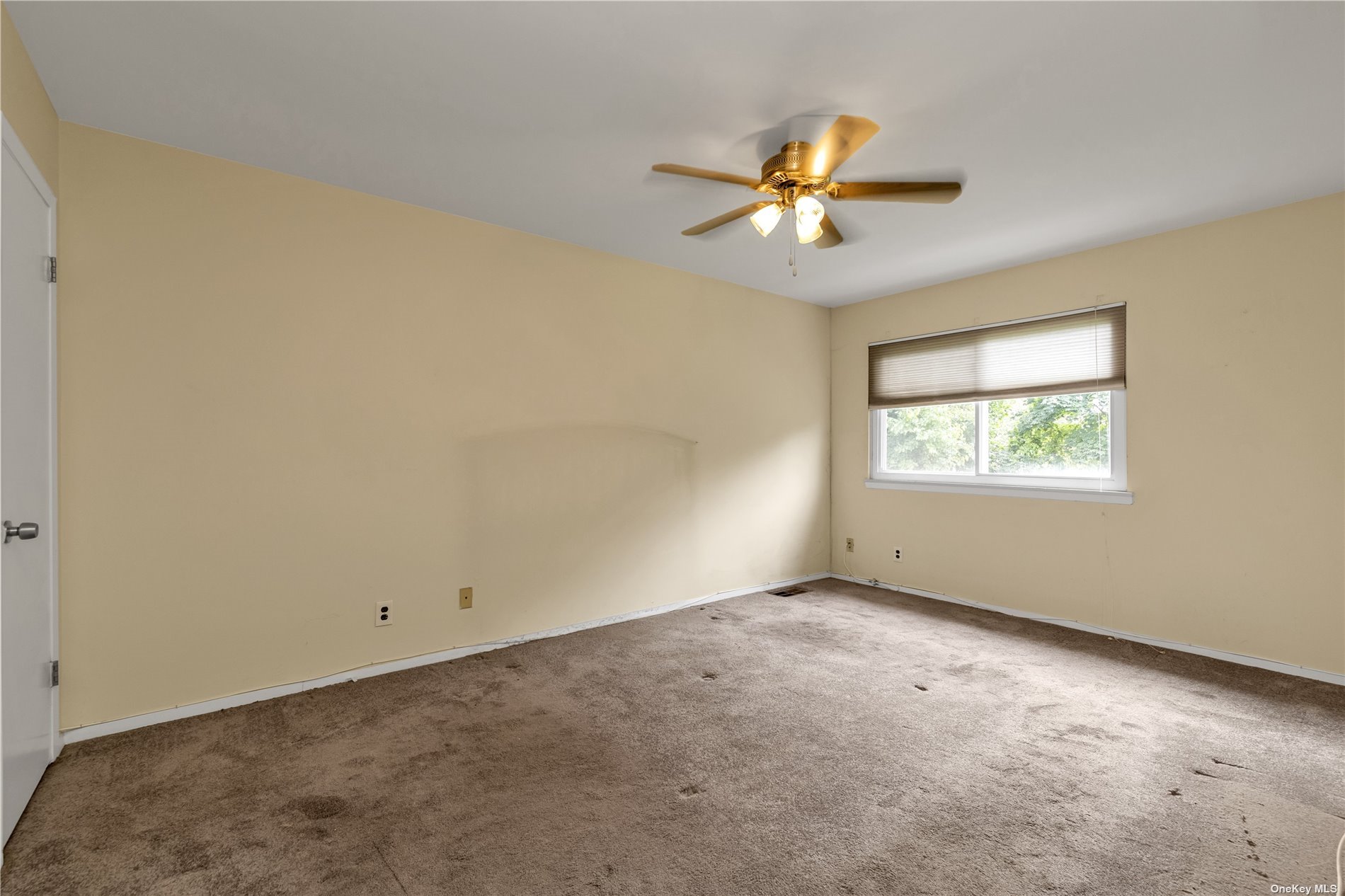 36 Town House Drive #36, Massapequa Park, New York image 11