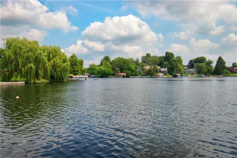 Homes For Sale - 858 S Lake Boulevard<br/> Putnam County, Mahopac, NY 10541