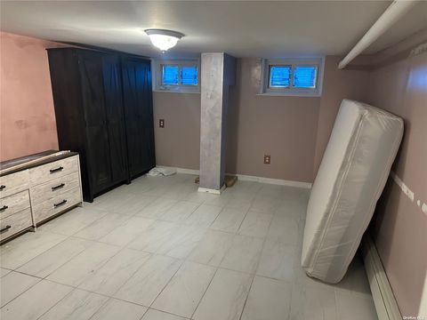 Multifamily For Sale - 177-18 106th Avenue<br/> Queens County, Jamaica, NY 11433