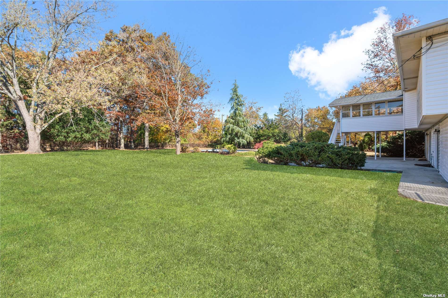 44 Peppermint Road, Commack, New York image 17