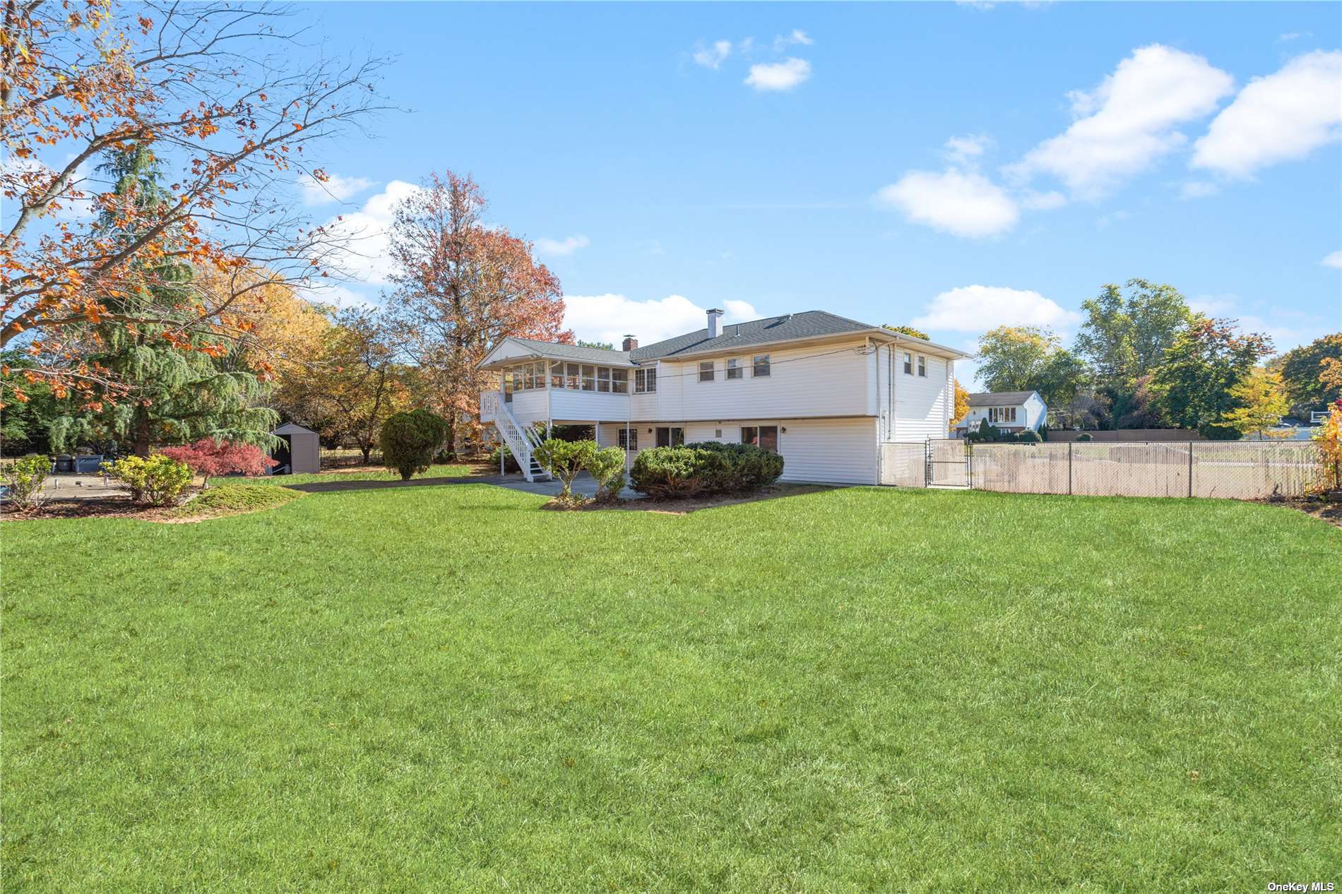 44 Peppermint Road, Commack, New York image 19