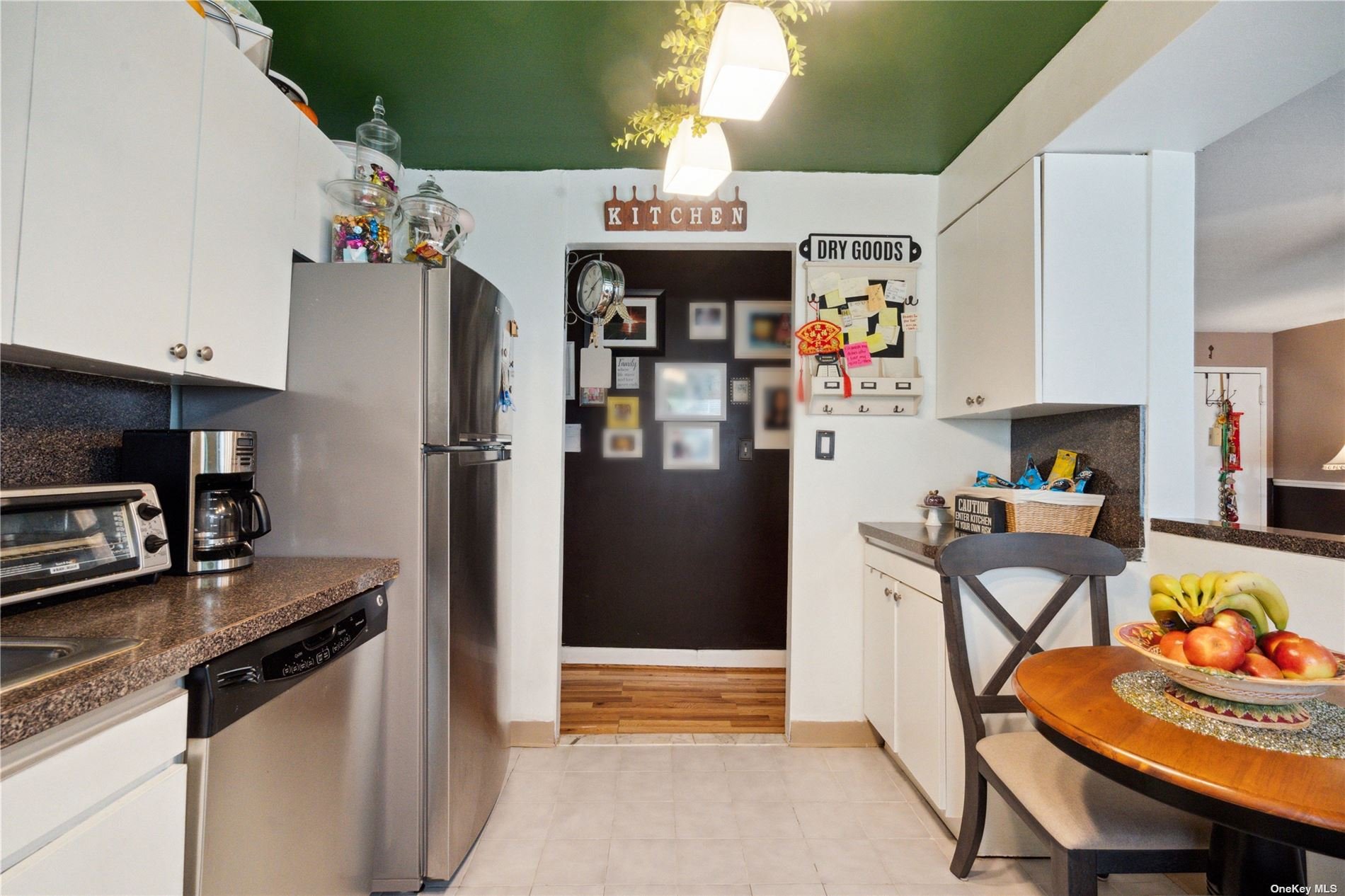 324 Post Ave #6E, Westbury, New York image 14