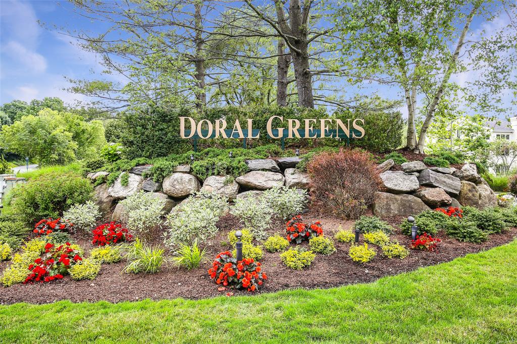 12 Doral Greens Drive, Rye Brook, New York image 2