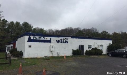 45 Pennsylvania Avenue Medford NY 11763