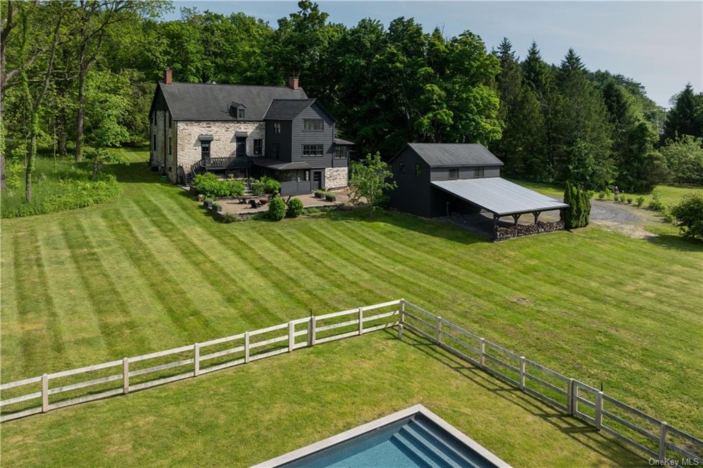 Property for Sale at 515 Hurley Avenue, Hurley, New York - Bedrooms: 5 
Bathrooms: 2 
Rooms: 10  - $2,350,000
