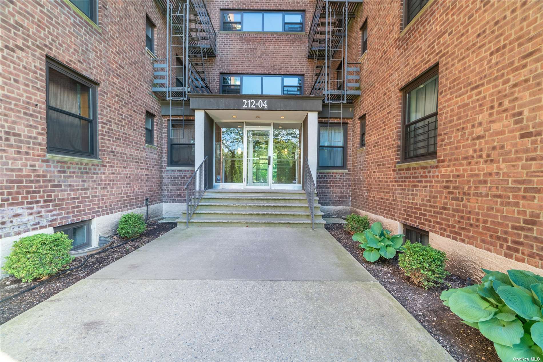 212-04 75th Avenue #3M, Oakland Gardens, New York image 2