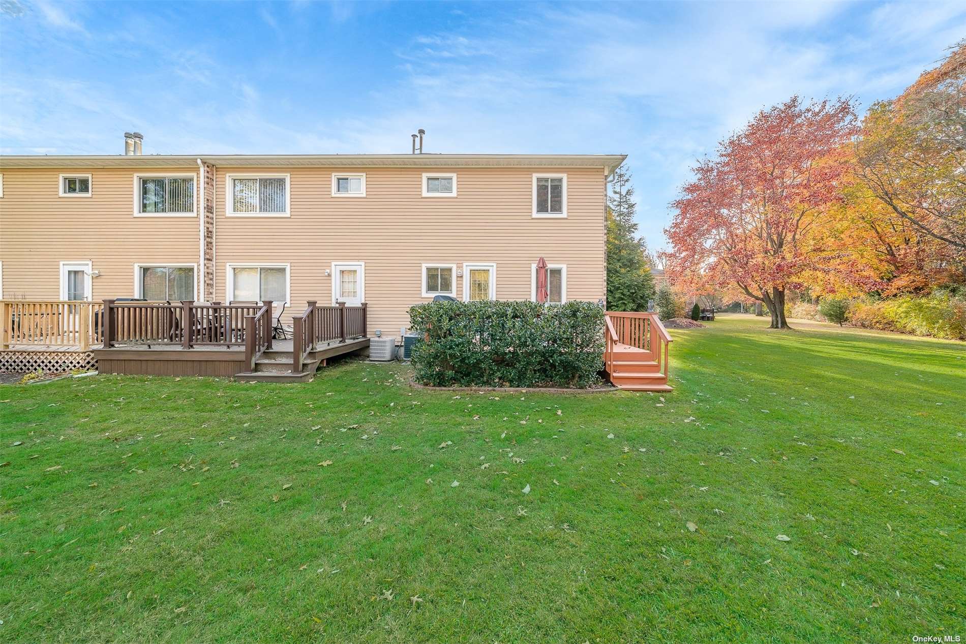 43 Town House Drive #43, Massapequa Park, New York image 13