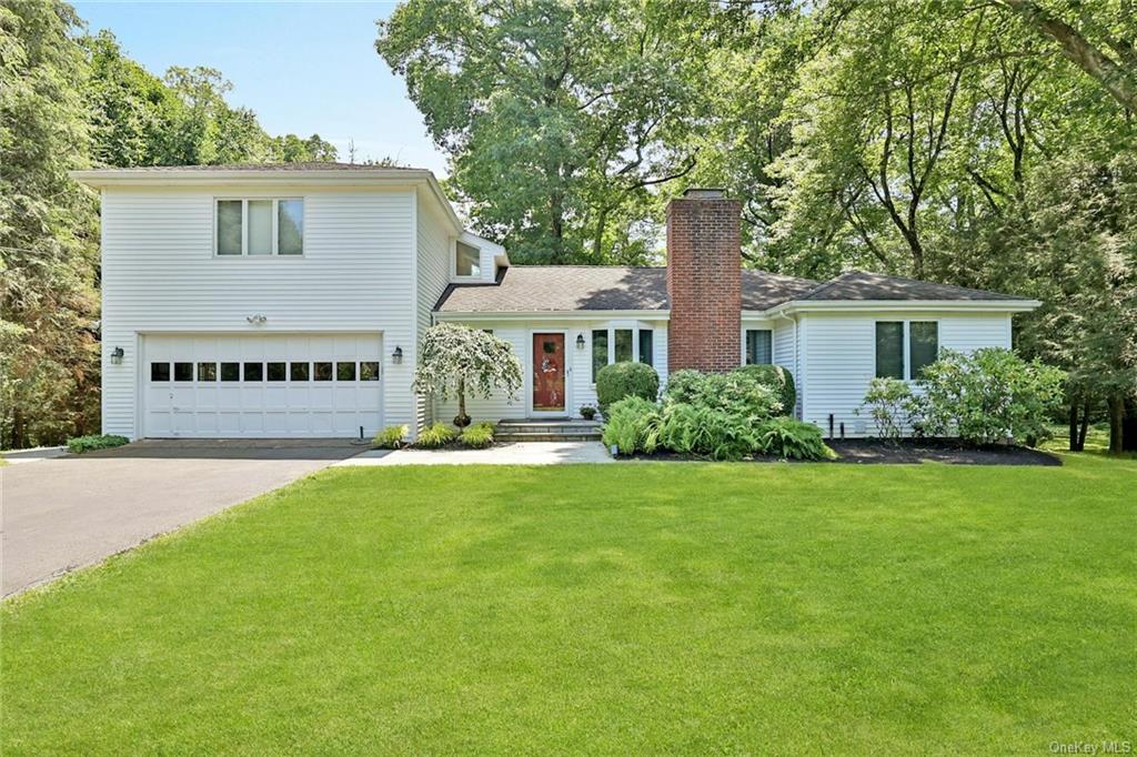 Property for Sale at 98 Larrys Lane, Pleasantville, New York - Bedrooms: 4 
Bathrooms: 4 
Rooms: 14  - $849,000