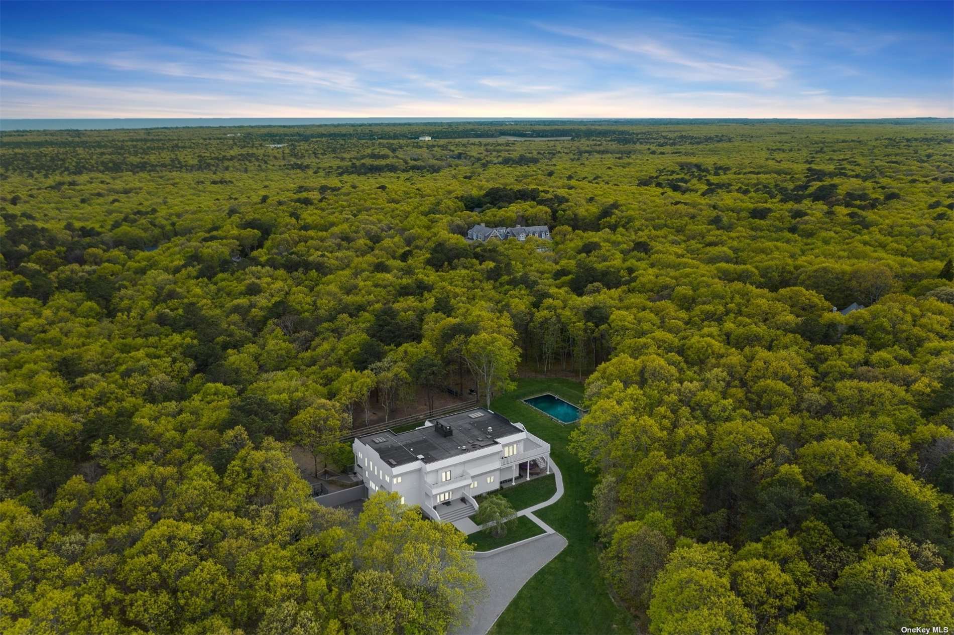 198 Two Holes Water Road, East Hampton, New York image 6