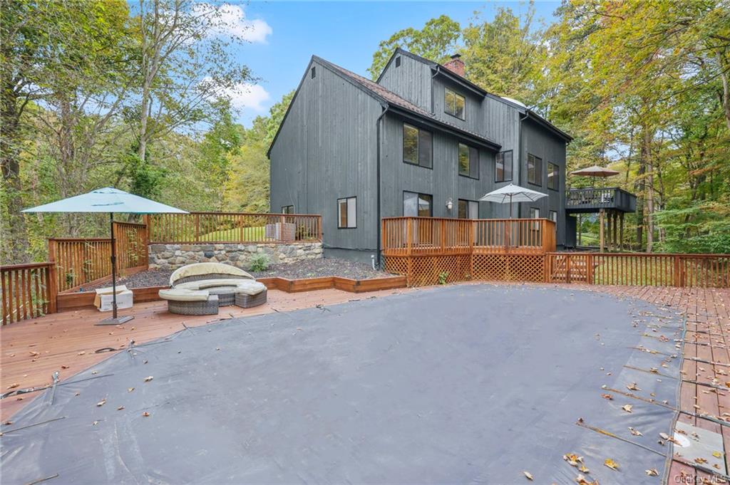 Rental Property at 47 Indian Hill Road, Pound Ridge, New York - Bedrooms: 4 
Bathrooms: 4 
Rooms: 8  - $6,250 MO.