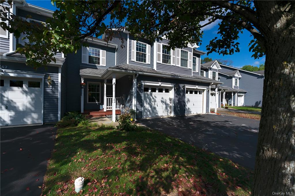 Hyde Park, New York 12538, United States, 3 Bedrooms Bedrooms, ,3 BathroomsBathrooms,Residential,Pending,39141