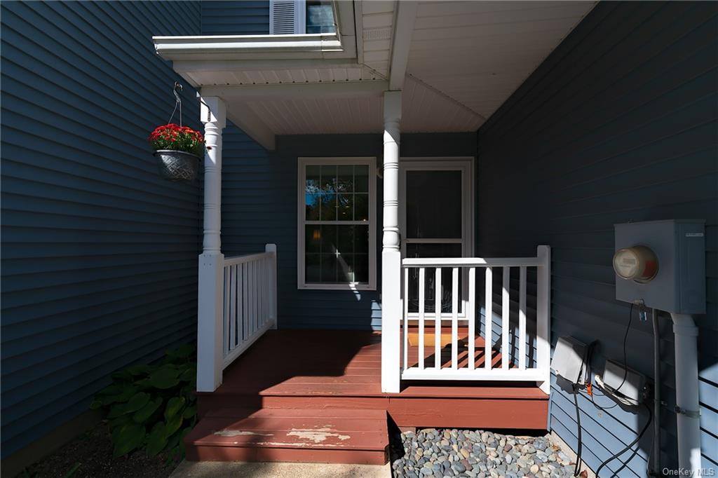 Hyde Park, New York 12538, United States, 3 Bedrooms Bedrooms, ,3 BathroomsBathrooms,Residential,Pending,39141