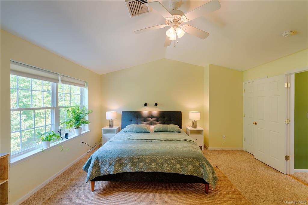 Hyde Park, New York 12538, United States, 3 Bedrooms Bedrooms, ,3 BathroomsBathrooms,Residential,Pending,39141