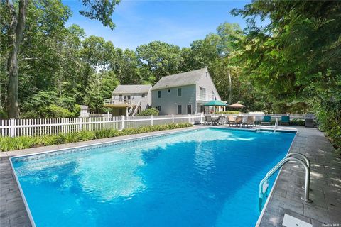 757 Seven Ponds Towd Road Southampton NY 11968