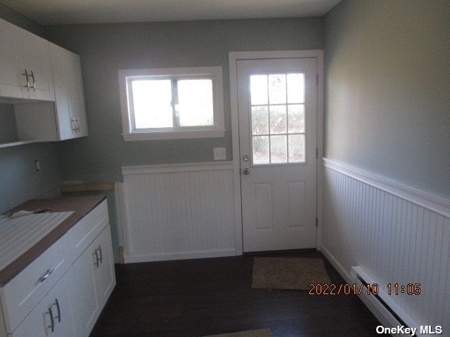 Photo 6 of 10 of 4 S Emerald Lane house