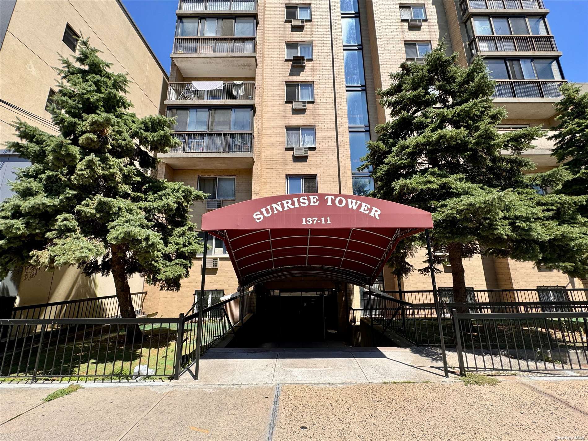 13711 32nd Avenue 2E, Flushing, Queens, NY - 2 Bedrooms  
2 Bathrooms  
6 Rooms - 