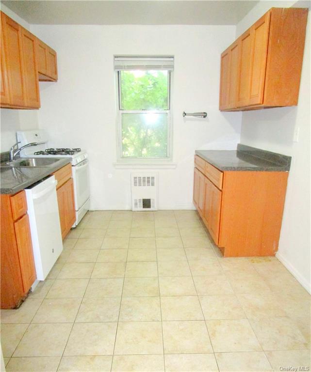 255 Bronx River Road #4R, Yonkers, New York image 13