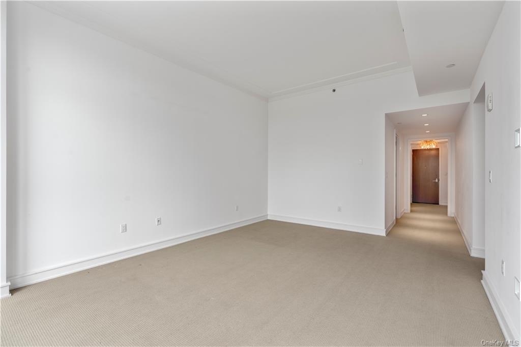 5 Renaissance Square #8D, White Plains, New York image 29