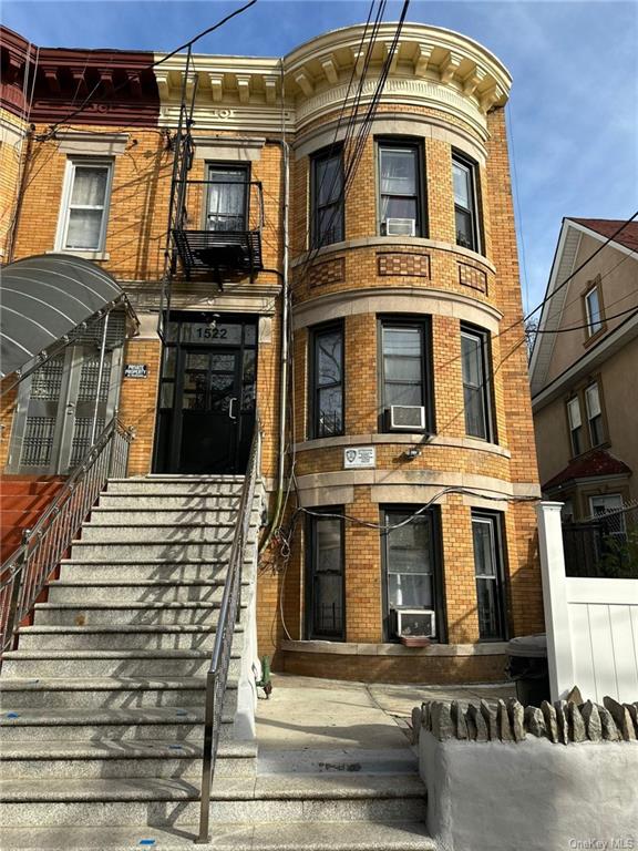 Property for Sale at 1522 Overing Street, Bronx, New York - Bedrooms: 6 
Bathrooms: 4  - $1,300,000